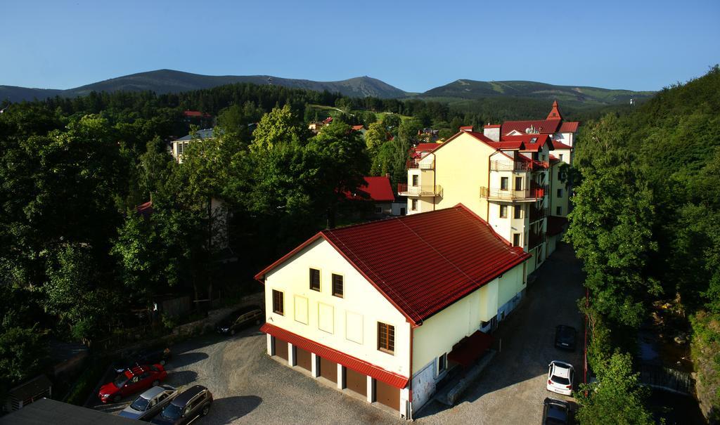Hotel Konradowka Wellness & Spa - 300 Metrow Do Centrum Karpacz Exterior photo